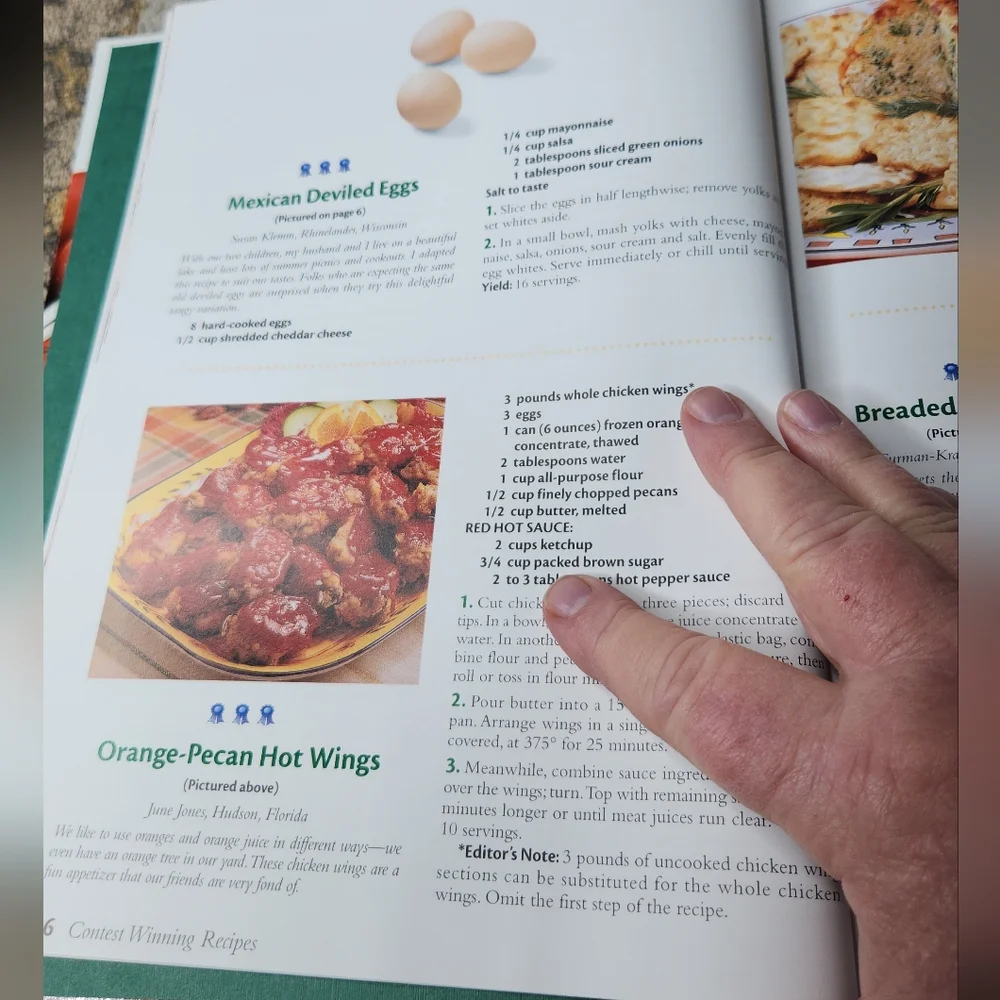 Taste Of Home Contest Winning Annual Recipes Hardcover 2004